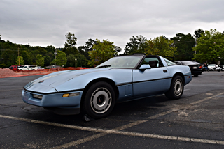 C4 Corvette makes me wanna dance to Kavinsky.